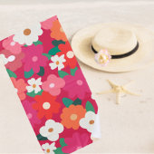 Cute Colorful Retro Florals Strandlaken