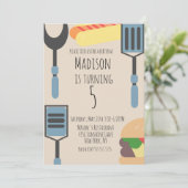 Cute Cookout Birthday Party Hamburger Hotdog Aankondiging (Staand voorkant)