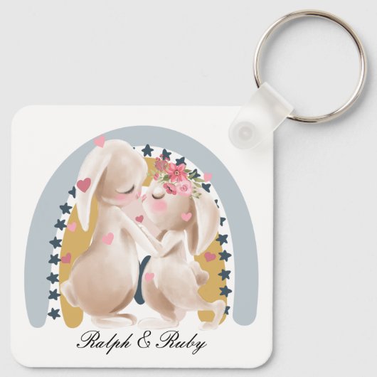 Cute Couple Bunny Rainbow Gepersonaliseerd hem haa Sleutelhanger (Achterkant)