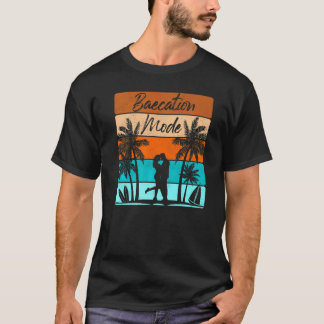 Cute Couples Trip  Retro Summer Baecation M T-shirt