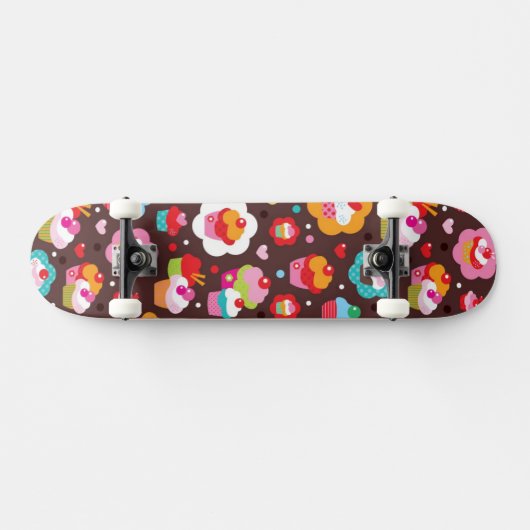 Cute Cup Cake Pattern Skateboard (Horizontaal)