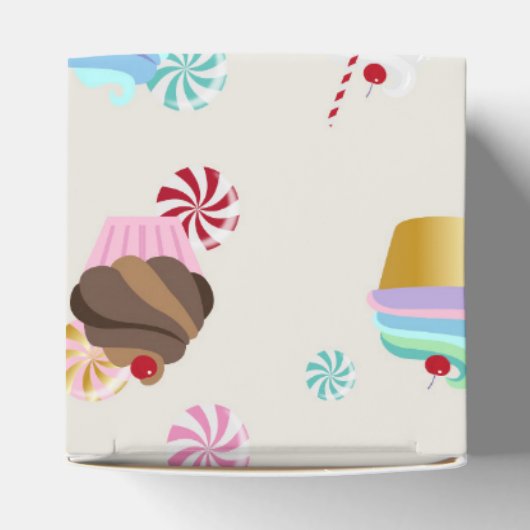 Cute Cupcake and Candy Pattern for Birthday Party Bedankdoosjes (Bovenkant)