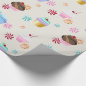 Cute Cupcake and Candy Pattern for Birthday Party Cadeaupapier (Hoek)