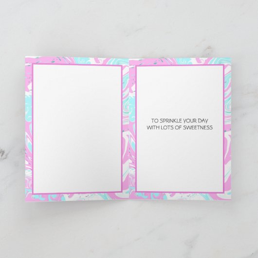 Cute Cupcake Pun, gepersonaliseerde verjaardag Kaart (Binnen)