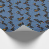 Cute Dachshunds Pattern met Blue Background Cadeaupapier (Hoek)