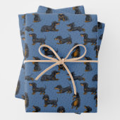 Cute Dachshunds Pattern met Blue Background Inpakpapier Vel (In situ)