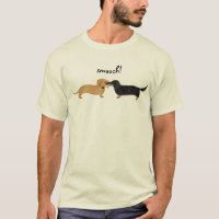 Cute Dachshunds Smooch | Wiener Dogs Love