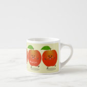 Cute dansend apple cartoon illustratie espresso kop (Rechts)