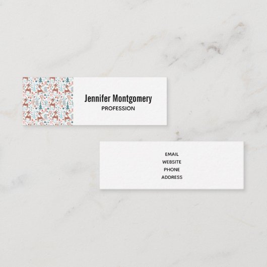 Cute Deer in Whimsical Forest Pattern Mini Visitekaartje (Voorkant / Achterkant)