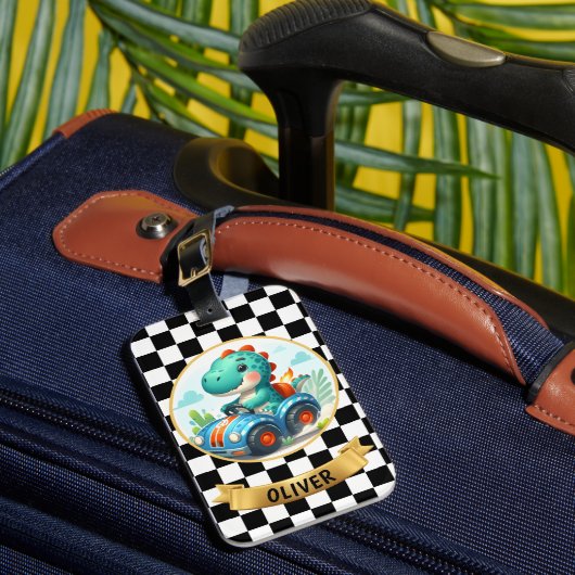 Cute Dinosaur Driving a Race Car Bagagelabel (Voorkant Insitu 1)