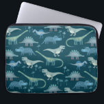 Cute Dinosaurs Dark Green Pattern Laptop Sleeve<br><div class="desc">Veel witte blauwe dinosaurussen,  Tyrannosaurus rex,  Spinosaurus,  Stegosaurus,  Diplodocus en Triceratops. Eek!</div>