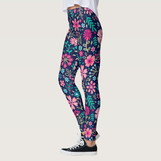 Cute Ditzy Floral Patterned | LEGGINGS (Links)