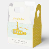 Cute Dive in underwater submarine Yellow Birthday Bedankdoosjes (Geopend)