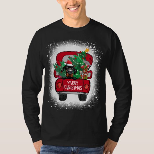 Cute Doberman Pinscher Red Truck Merry Kerstmis B T-shirt (Voorkant)