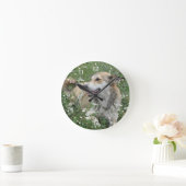 Cute Dog Green Grass Clockface 1 Ronde Klok (Huis)
