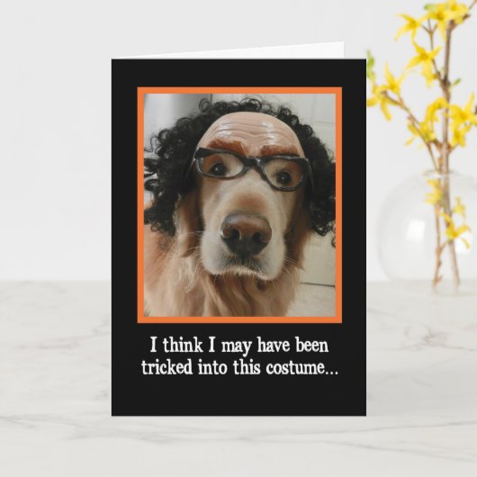 Cute Dog in Funny Mask Halloween Kaart (Gele Bloem)