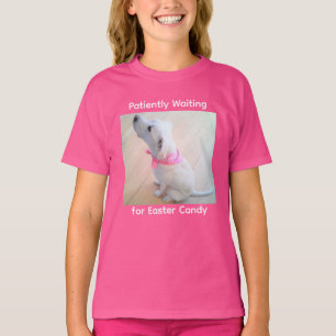 Cute Dog Wearing Scarf Waiting for Easter Snoep T-shirt