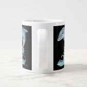 Cute Dolphin Mug – Dive into Joy | Retro Ocean Aes Grote Koffiekop (Achterkant)