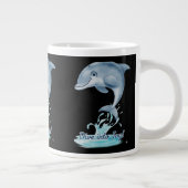 Cute Dolphin Mug – Dive into Joy | Retro Ocean Aes Grote Koffiekop (Rechts)