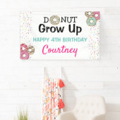 Cute Donut Groei Op Kinderverjaardagsfeestje Spandoek (Insitu)