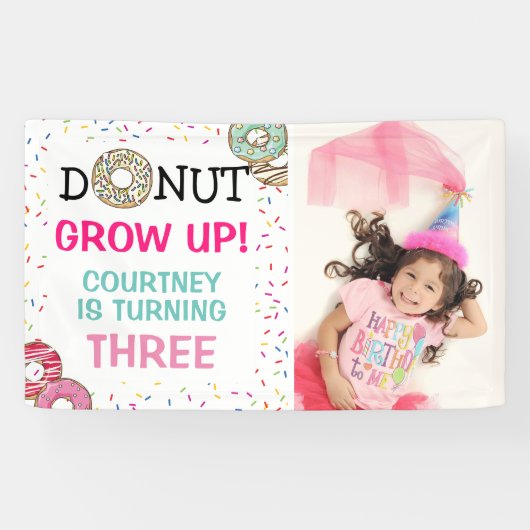 Cute Donut groeit omhoog | Foto van Birthday Spandoek (Horizontaal)
