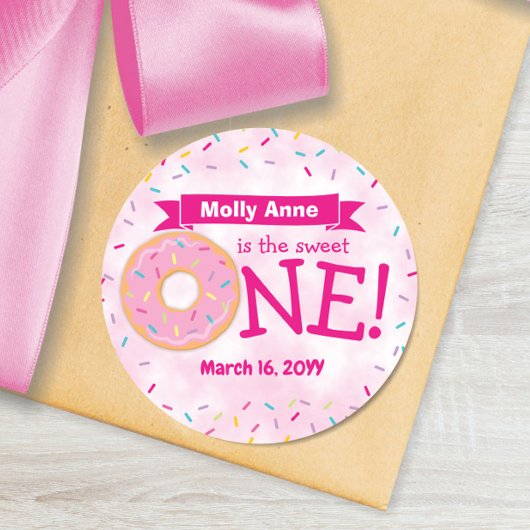 Cute Donut Rainbow Sprinkles Girl First Birthday Ronde Sticker