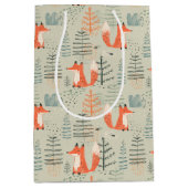 Cute Doodle Fox Forest Woodland Pattern Medium Cadeauzakje (Voorkant)