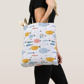 Cute Doodle School of Fish Pattern Tote Bag (Dichtbij)