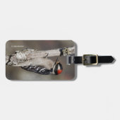 Cute Downy Woodpecker op de Boom Bagagelabel (Voorkant horizontaal)