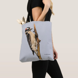 Cute Downy Woodpecker op fruitbomen Tote Bag