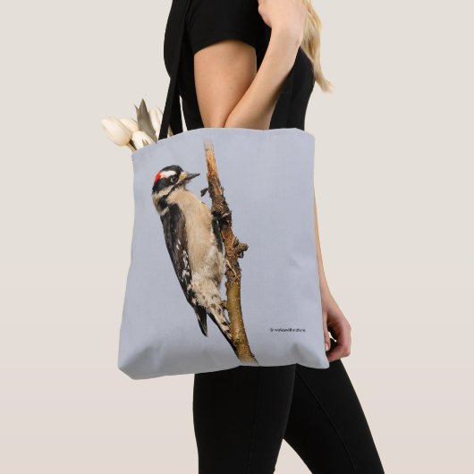 Cute Downy Woodpecker op fruitbomen Tote Bag (Dichtbij)