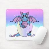 Cute Dragon Baby in Cracked Egg - Blauw / Paars Muismat (Met muis)