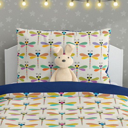 Cute Dragonfly Pattern on Cream Kussensloop