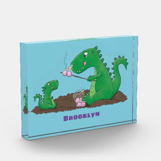 Cute dragons roasting marshmallows cartoon fotoblokken (Links)