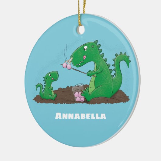 Cute dragons roasting marshmallows cartoon keramisch ornament (Links)