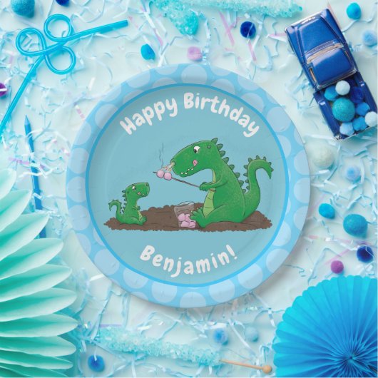 Cute dragons roasting marshmallows cartoon papieren bordje (Feest)