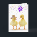 Cute Duck Couple met 16th Birthday Balloon Kaart<br><div class="desc">Cute yellow duckings met een paarse 16e verjaardagsballon en partijconfetti op een witte achtergrond. Alle tekst kan worden gewijzigd. Leeftijd kan worden bewerkt. De achtergrondkleur kan worden gewijzigd.</div>