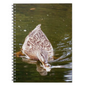 Cute Duck Feeding Notitieboek (Voorkant)