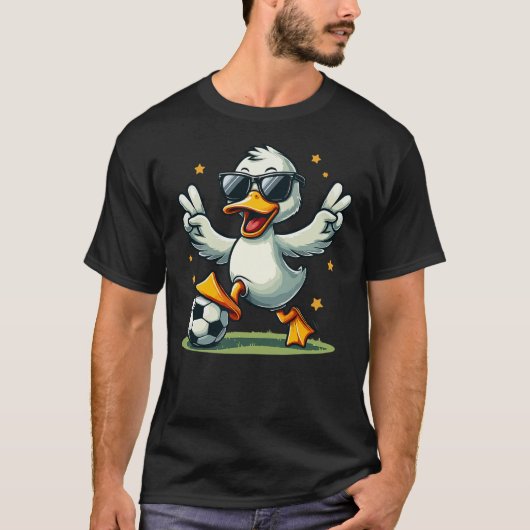 Cute Duck Soccer Funny Duck Playing Soccer T-shirt (Voorkant)