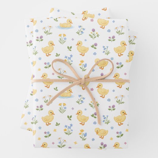 Cute Ducklings and Wildflowers Pattern Inpakpapier Vel (In situ)