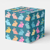 Cute Easter Bunny Pattern Blue Bedankdoosjes (Achterkant)