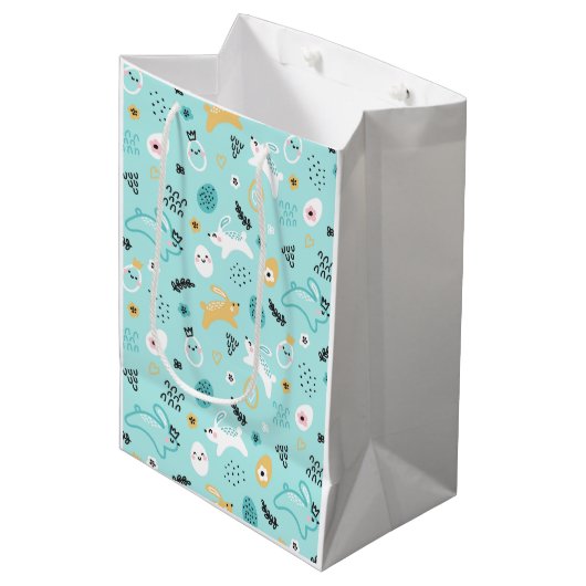 Cute Easter Bunny Pattern Kawaii Rabbits Eggs  Medium Cadeauzakje (Voorkant Gekanteld)