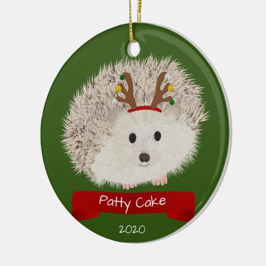 Cute egel met rendierlijk Pet Keramisch Ornament (Links)