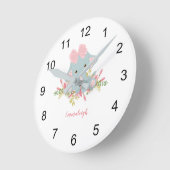 Cute Elephant Baby Girl Monogram Ronde Klok (Hoek)