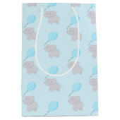 Cute Elephant met ballon | Baby Boy Blue Medium Cadeauzakje (Voorkant)