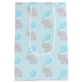 Cute Elephant met ballon | Baby Boy Blue Medium Cadeauzakje (Achterkant)
