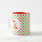 Cute Elf op Green & Red Diamond Star Pattern Tweekleurige Koffiemok (Voorkant links)