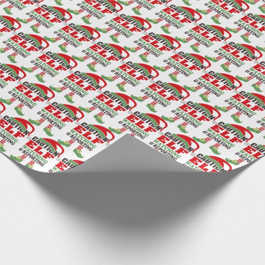 Cute "Elf Watching"-kerstinpakpapier Cadeaupapier (Hoek)