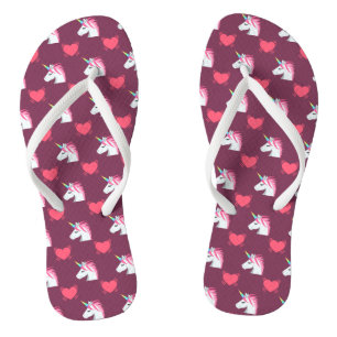 Cute Emoji Unicorn en Hearts Pattern Teenslippers