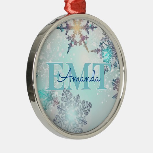 Cute EMT Ice Blue Snowflake Personalized Name Metalen Ornament (Rechts)